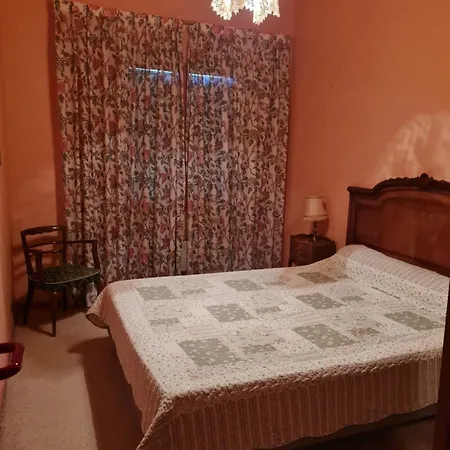 Holiday home Le De La Bourges Saint-Pierre-de-Colombier