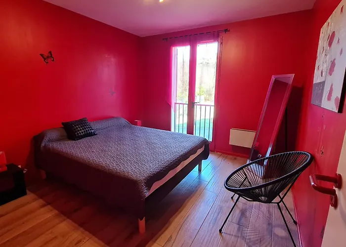 Holiday home Le De La Bourges Saint-Pierre-de-Colombier