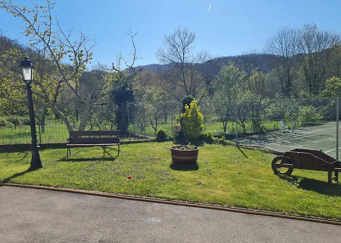 Holiday home Le De La Bourges Saint-Pierre-de-Colombier